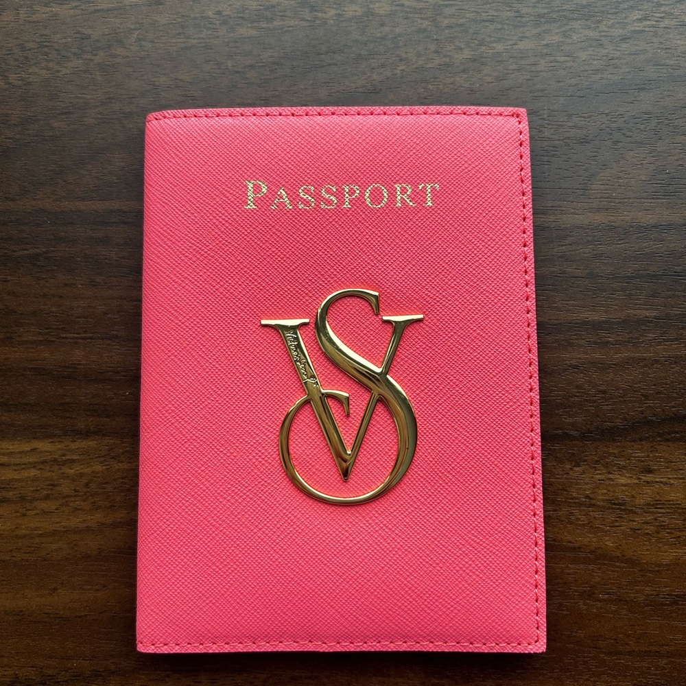 Victoria’s Secret genuine leather passport holder